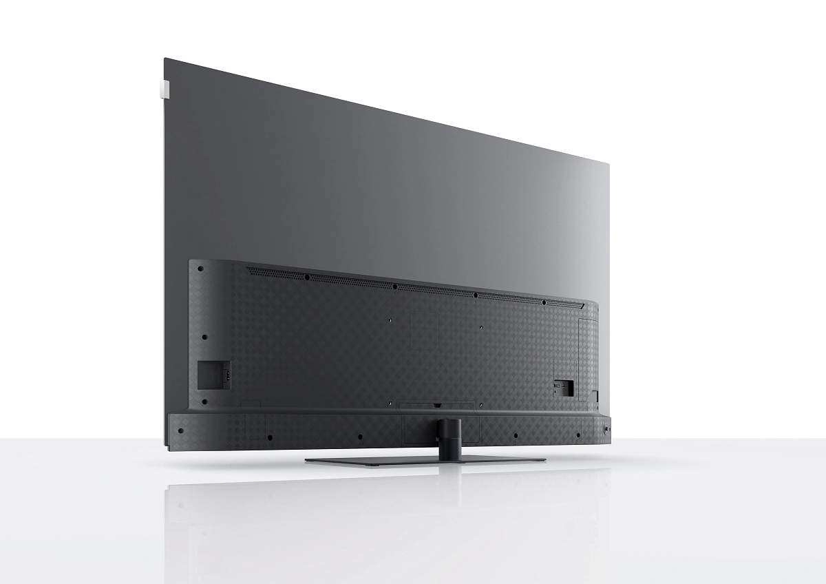 We. SEE 65 oled coal black
