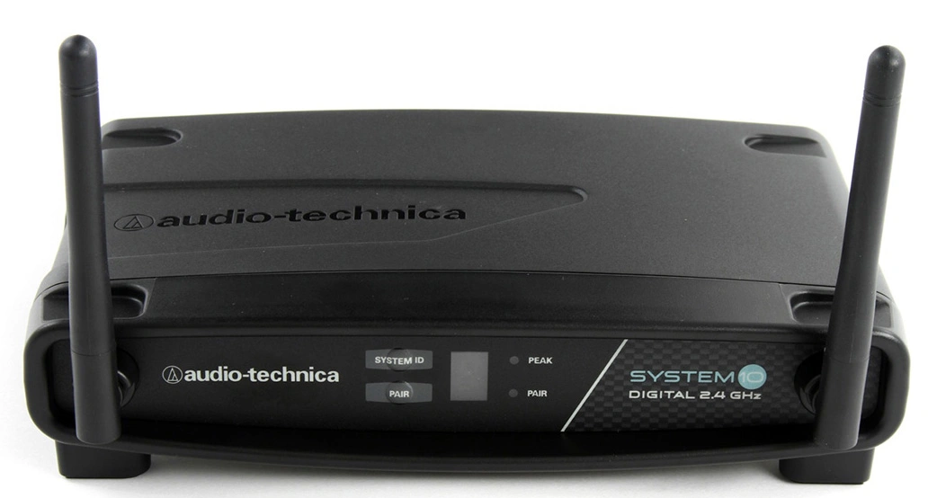 Радиосистема с ручным микрофоном Audio-Technica System 10 ATW-1102